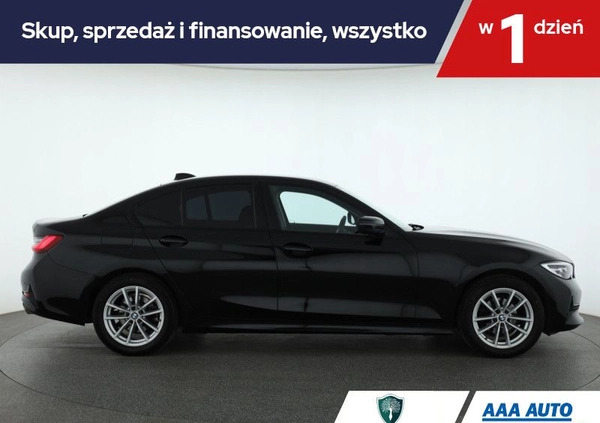 BMW Seria 3 cena 123001 przebieg: 39093, rok produkcji 2021 z Międzyzdroje małe 352